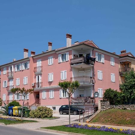 Apartment Kata Ровин Екстериор снимка
